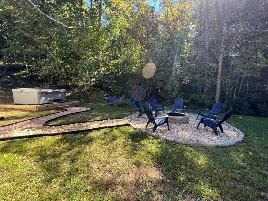 Riverside Relaxer W/Hot Tub+Fire Pit +Wifi & View 프랭클린 외부 사진