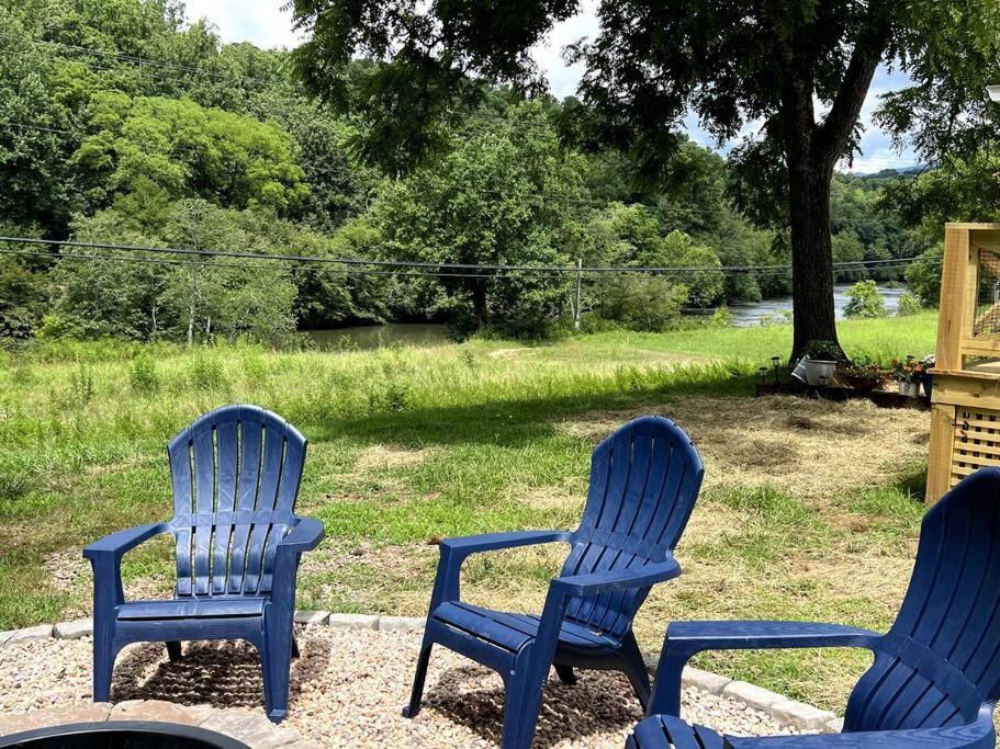 Riverside Relaxer W/Hot Tub+Fire Pit +Wifi & View 프랭클린 외부 사진