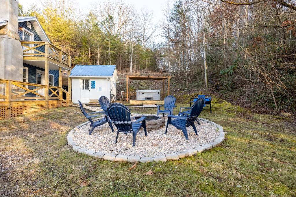 Riverside Relaxer W/Hot Tub+Fire Pit +Wifi & View 프랭클린 외부 사진